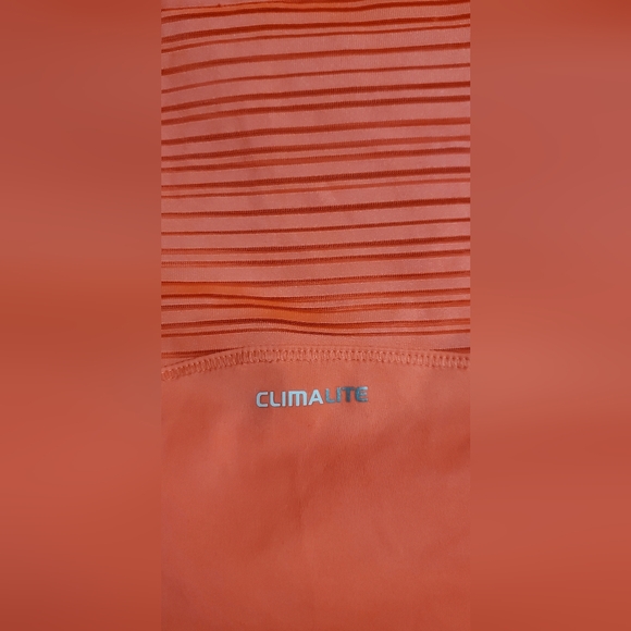 $5 Add-on Medium Adidas Women's Pink Short Sleeve Climalite Sports Top - Picture 7 of 10